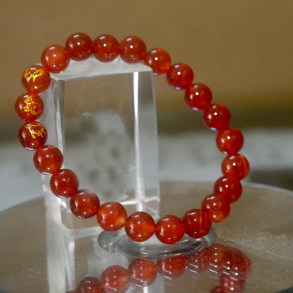 Vòng tay con giáp tam hợp đá mã não đỏ