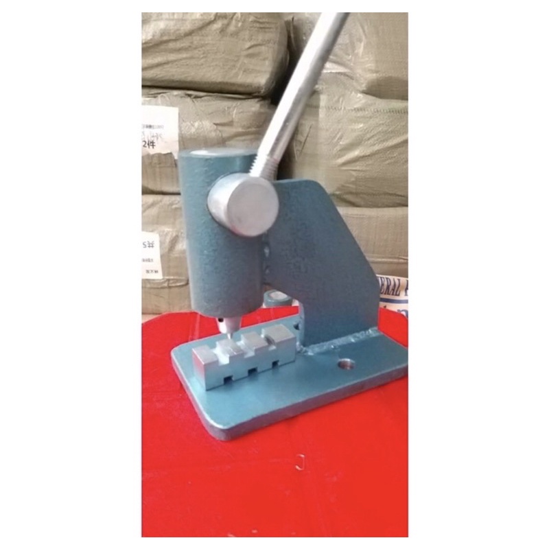 Máy Đột Xích Máy Cưa Xe Máy