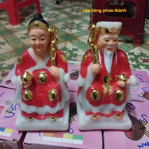 Thổ địa ông bà đỏ