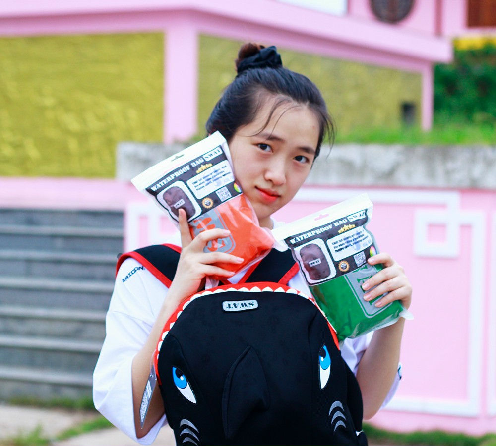 Balo cá mập màu đen siêu cute