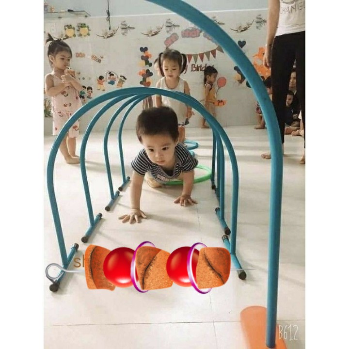 cổng chui sắt vận động