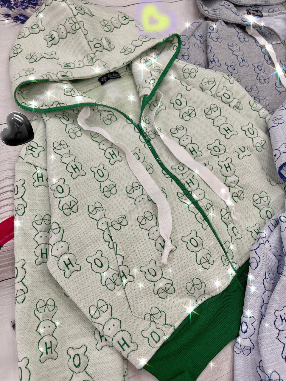 ÁO KHOÁC GẤU XỐP NỔI MŨ TO
