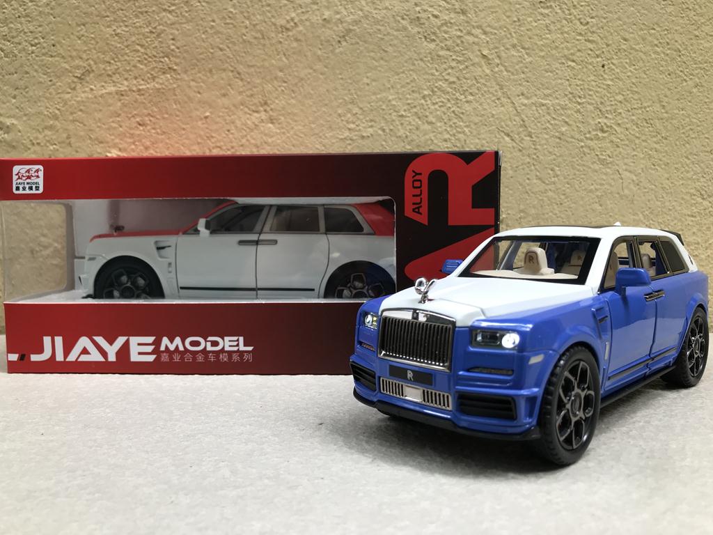 Mô Hình Xe RollsRoyce Cullinan 124 Màu Đỏ