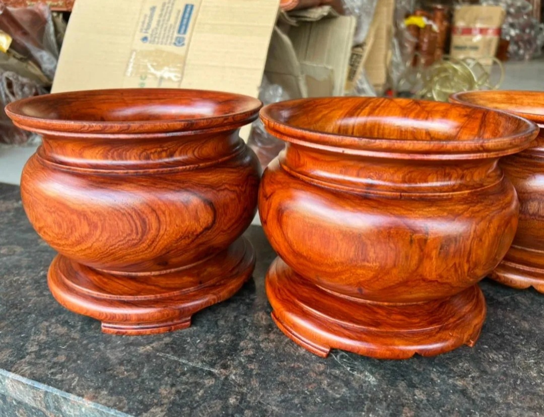 Bát nhang,lư hương gỗ hương nguyên khối ngang 20 cm