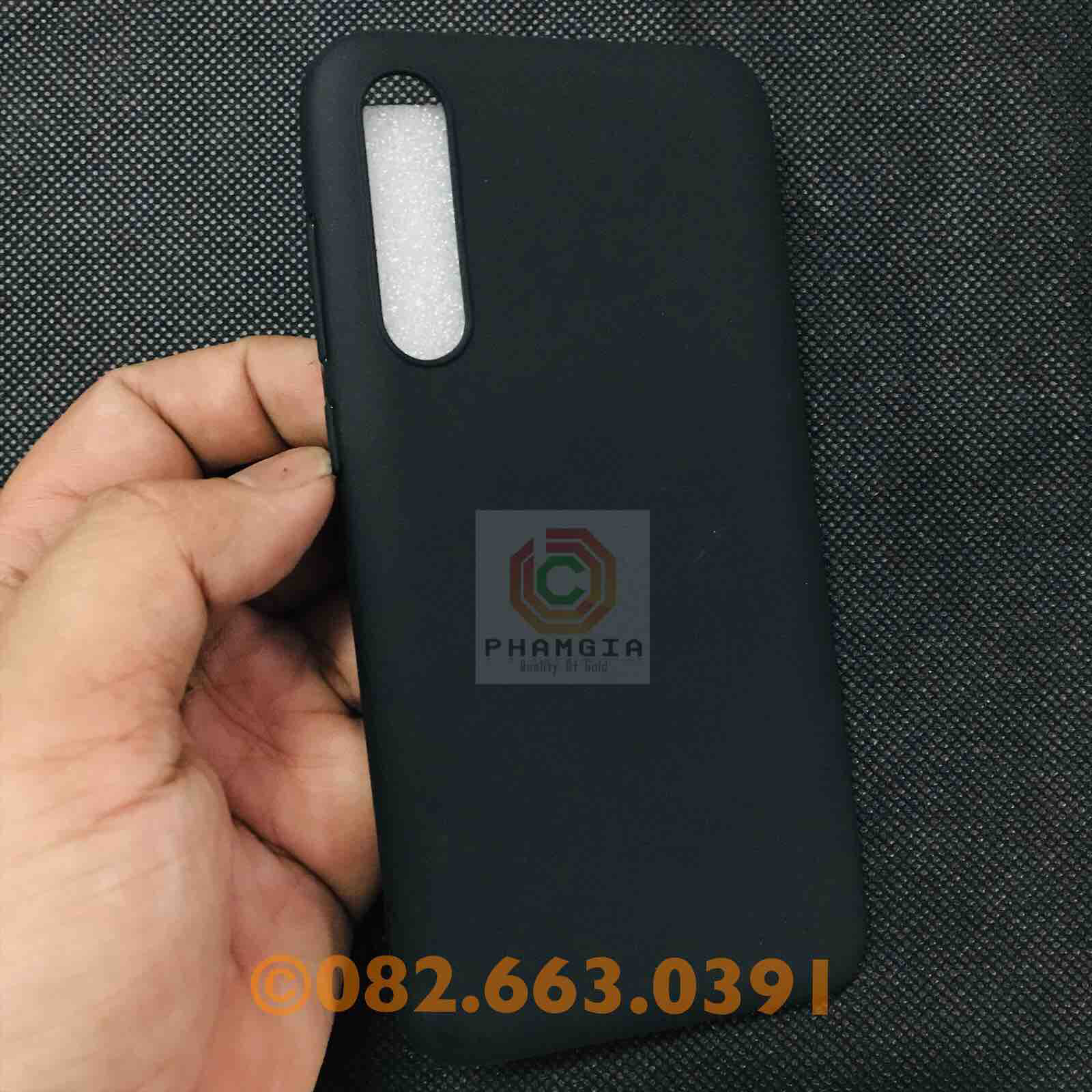 Ốp lưng vsmart live dẻo đen có viền bảo vệ camera