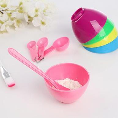 Dụng Cụ Bát Trộn Mặt Nạ ( Màu ngẫu nhiên )