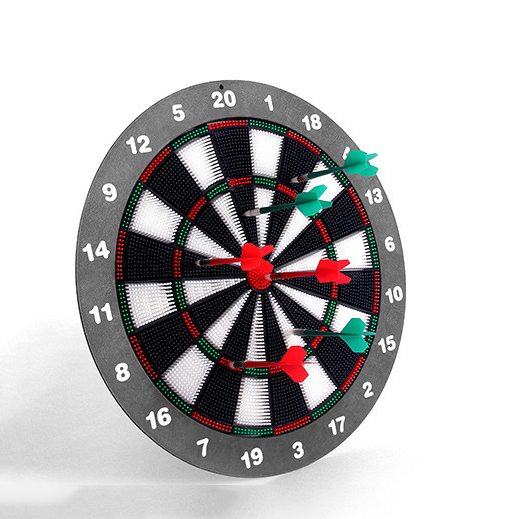 Bộ bảng phóng phi tiêu mũi nhựa an toàn cao cấp và 6 mũi tiêu có móc treo cực tiện