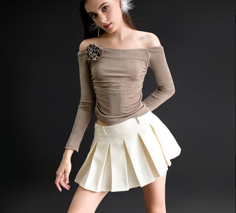 Áo Thun Kiểu Nữ Tính Rosie Top