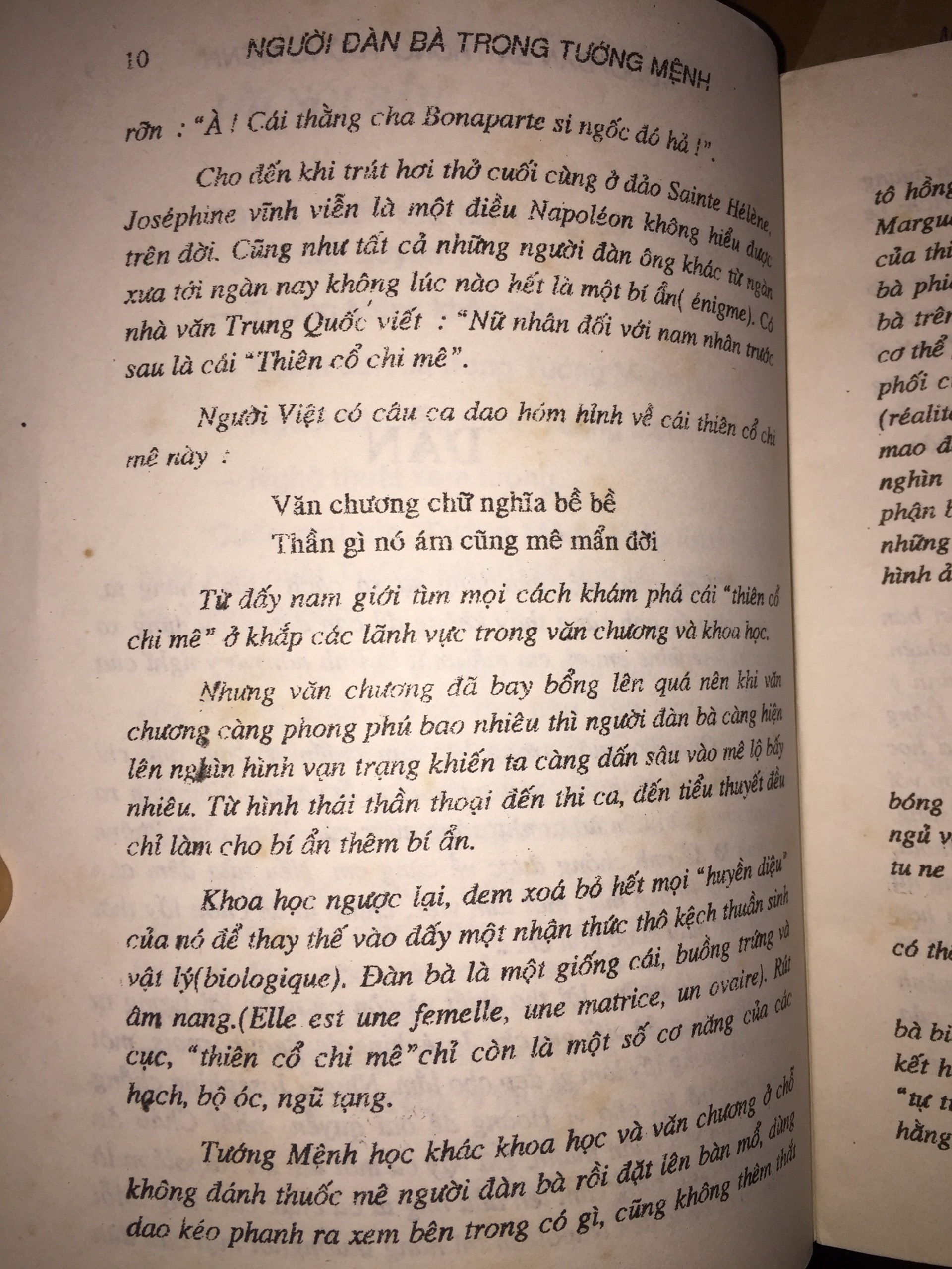 Sách Người Đàn Bà Trong Tướng Mệnh Học