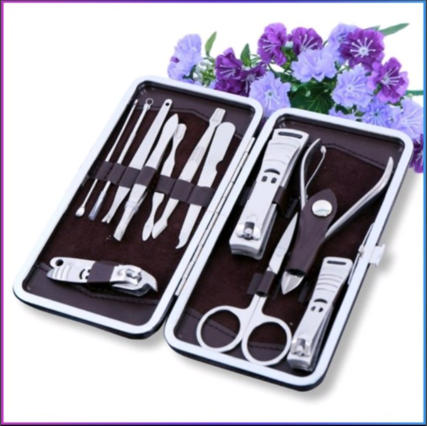 Bộ Kiềm Cắt Móng Đa Năng 12 Món