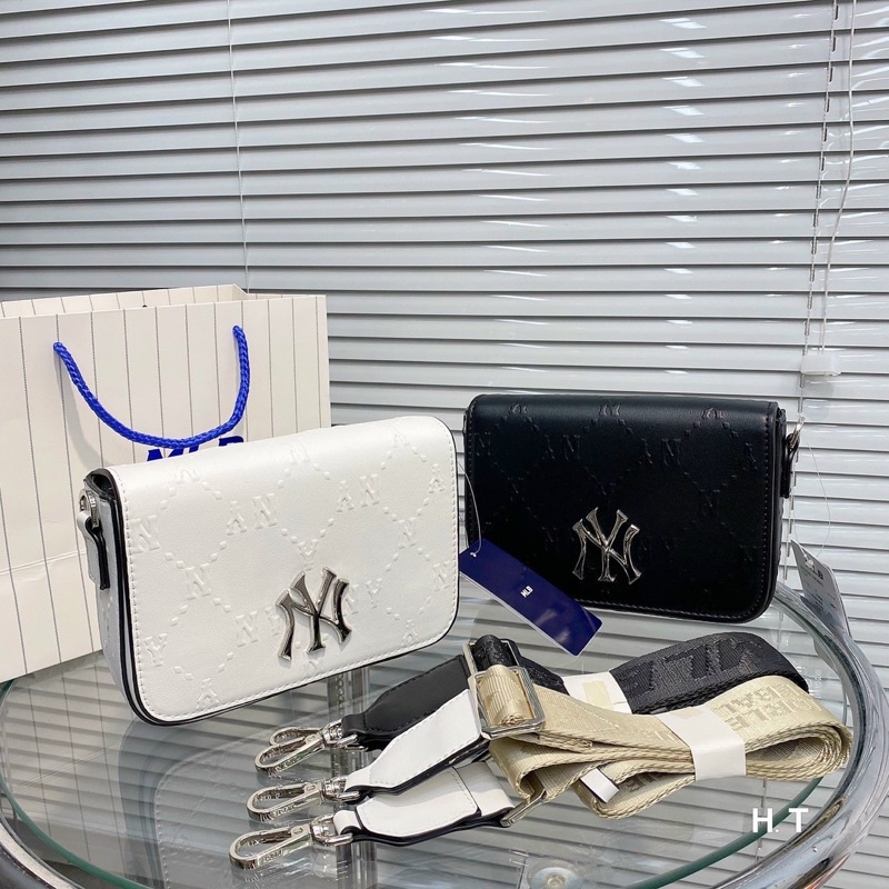 Túi Đeo Chéo MLB Dập Vân Nổi New