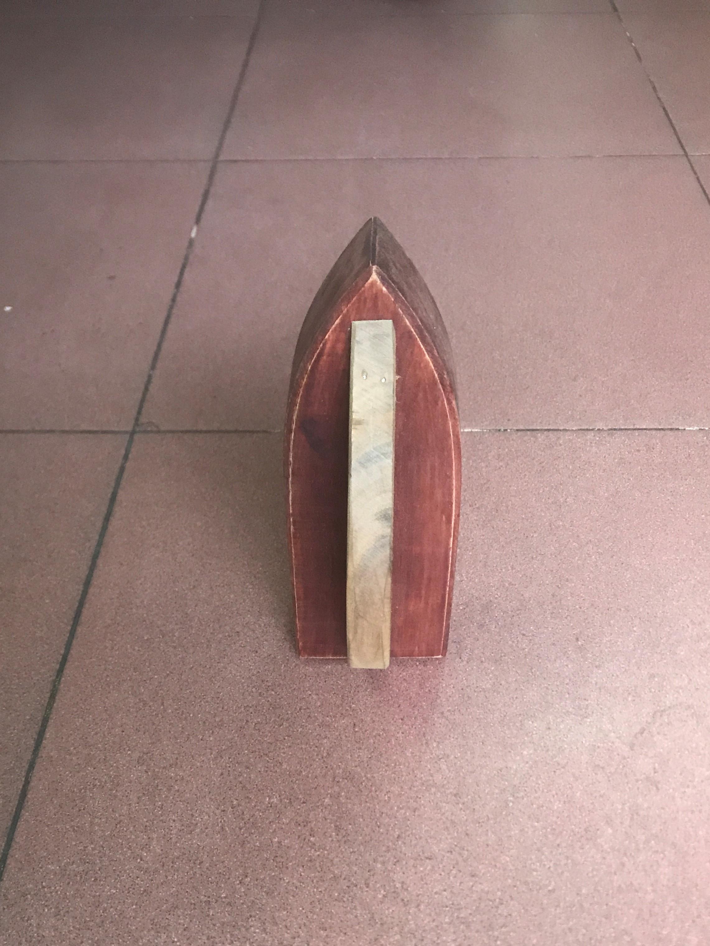 Gỗ ủi có tay cầm