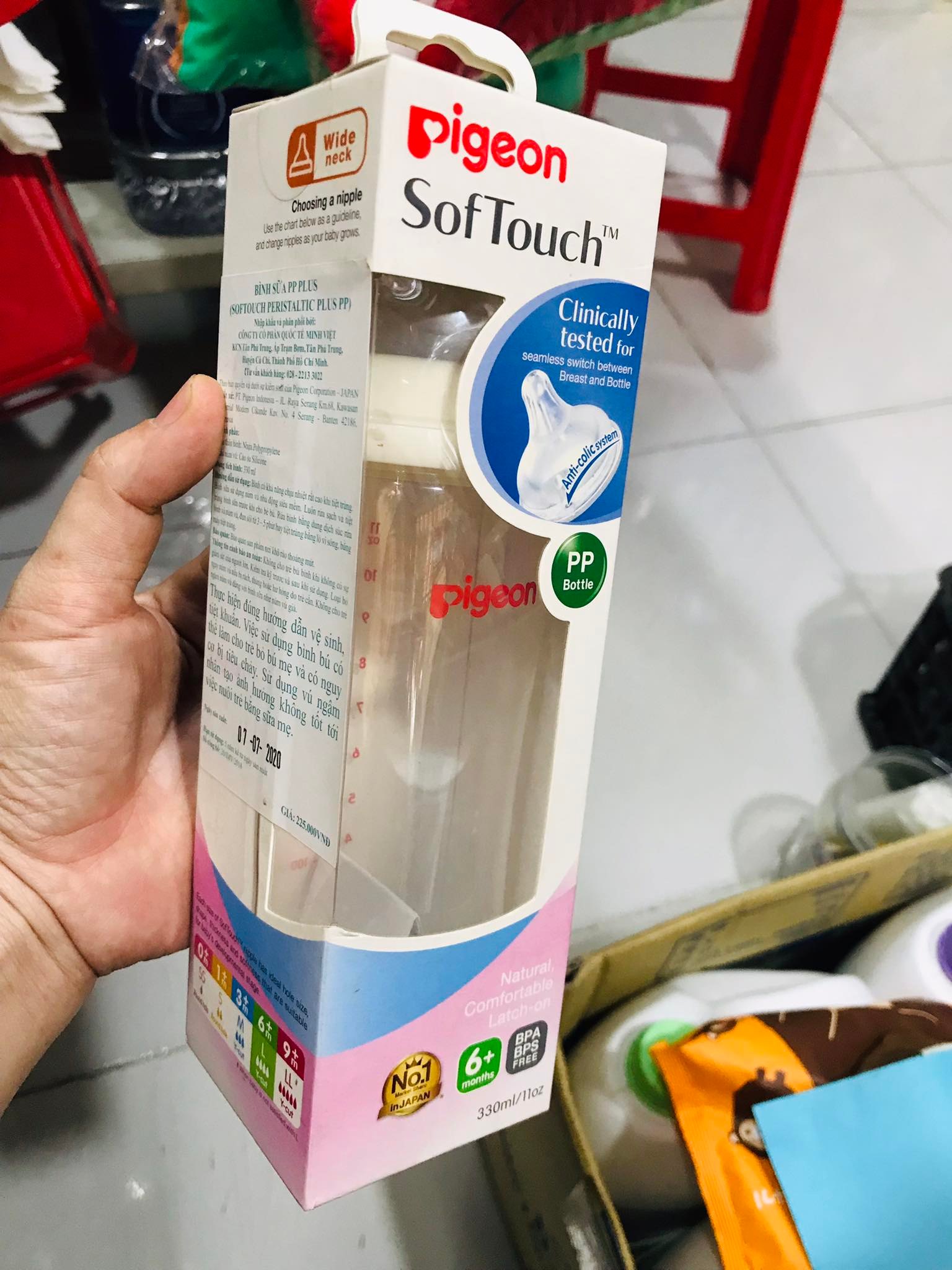 Bình sữa cổ rộng PP Plus Pigeon 330ml pigeon