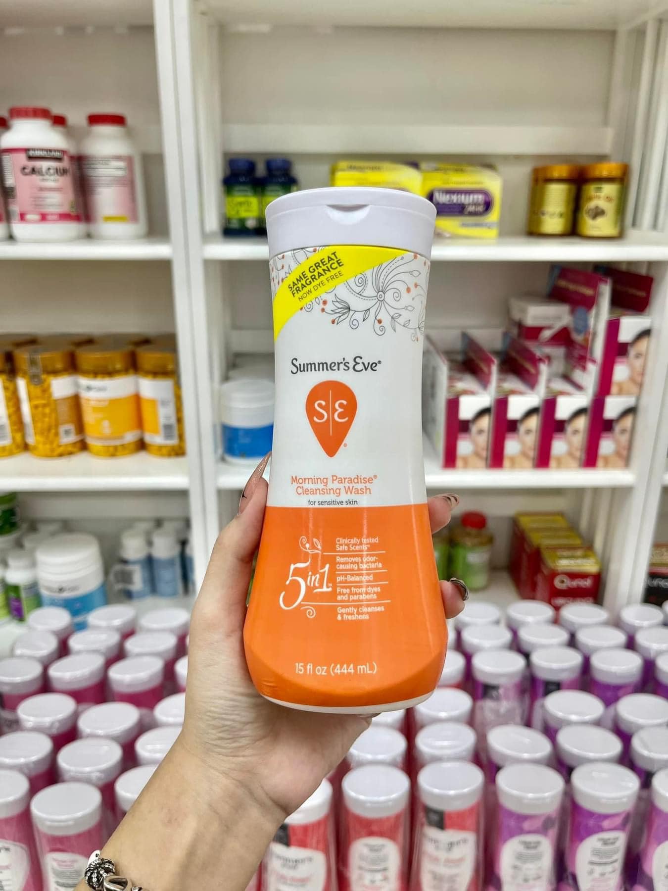 dung dịch vệ sinh phụ nữ Summer's Eve 5IN1 444ml