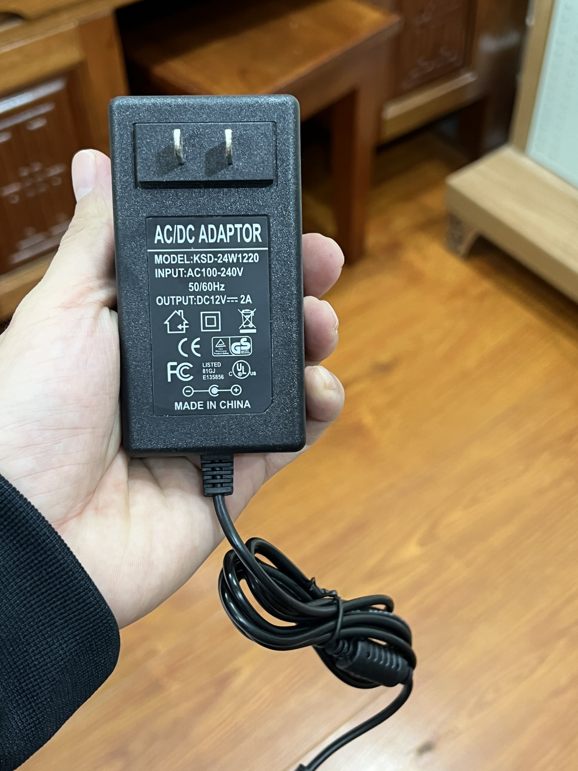 Cục nguồn màn hình LG 12V 2A