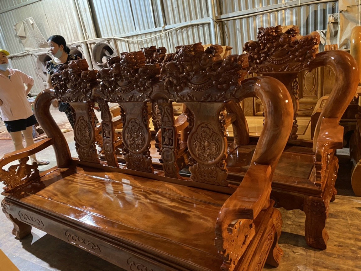 Bộ bàn ghế gỗ lim