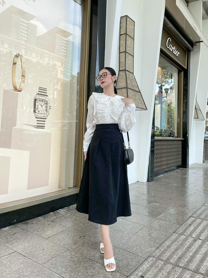 VELLE DESIGN Chân váy Marie chất cotton Gold không nhăn, kiểu dáng thanh lịch nữ tính.
