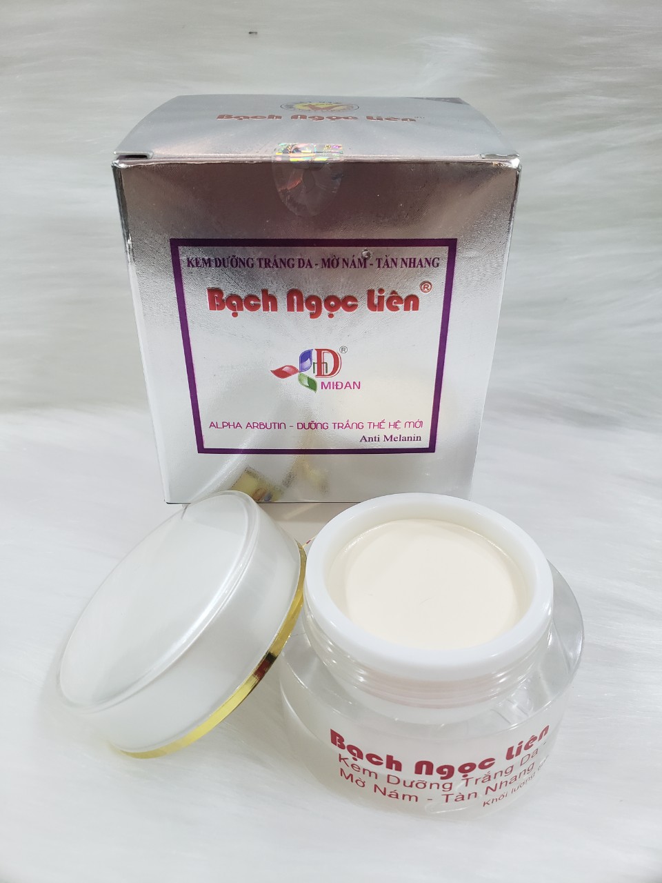 [HCM]Kem dưỡng trắng da mặt Bạch Ngọc Liên 20gr