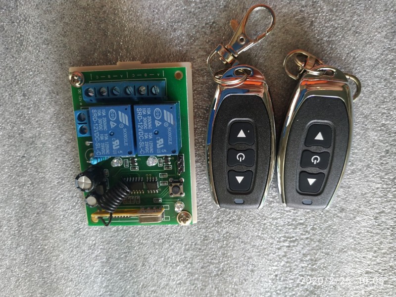 Mạch điều khiển mô tơ 12V  và 2 remote control