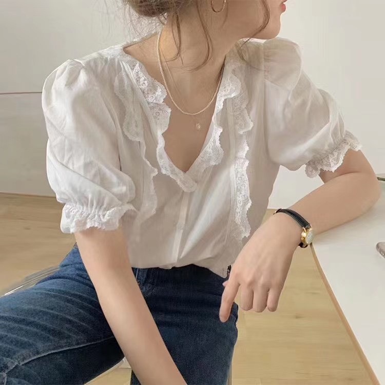 MS691 Áo sơ mi kiểu nữ cộc tay cổ tim phối ren