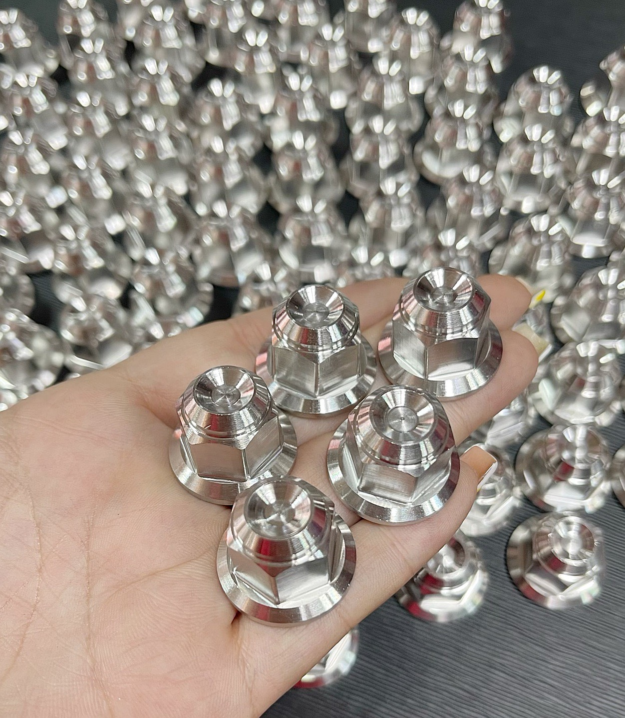 Tán chụp cốt 10li, 12li, 14li mẫu Thái