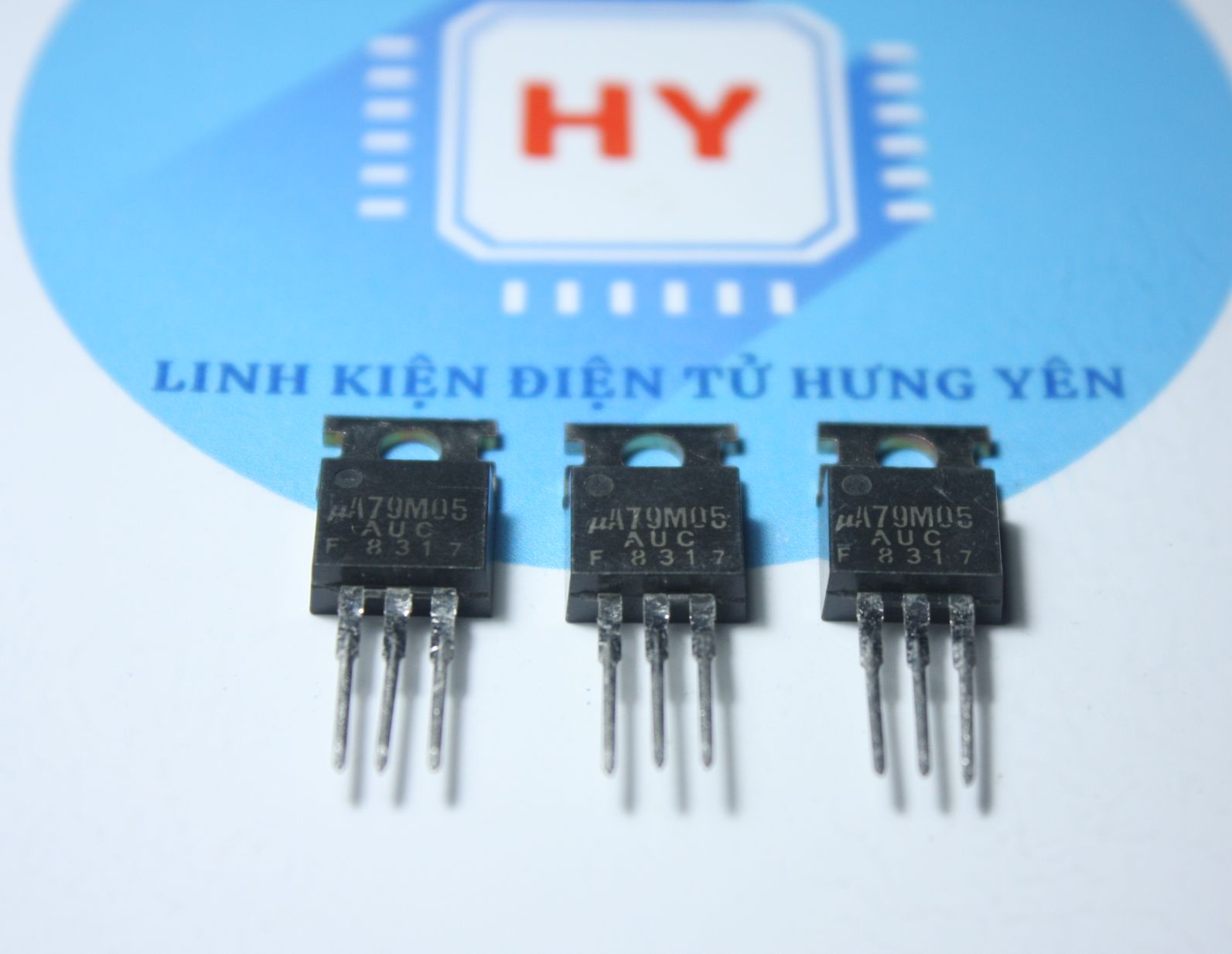 Ic ổn áp nguồn 5v 79m05 chân cắm