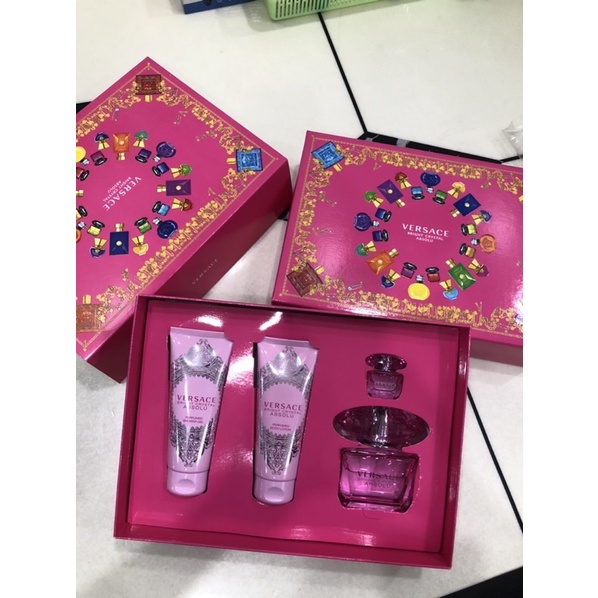 Bộ set Versace Bright Crystal Absolu EDP 90ml (gồm 4 món như hình)