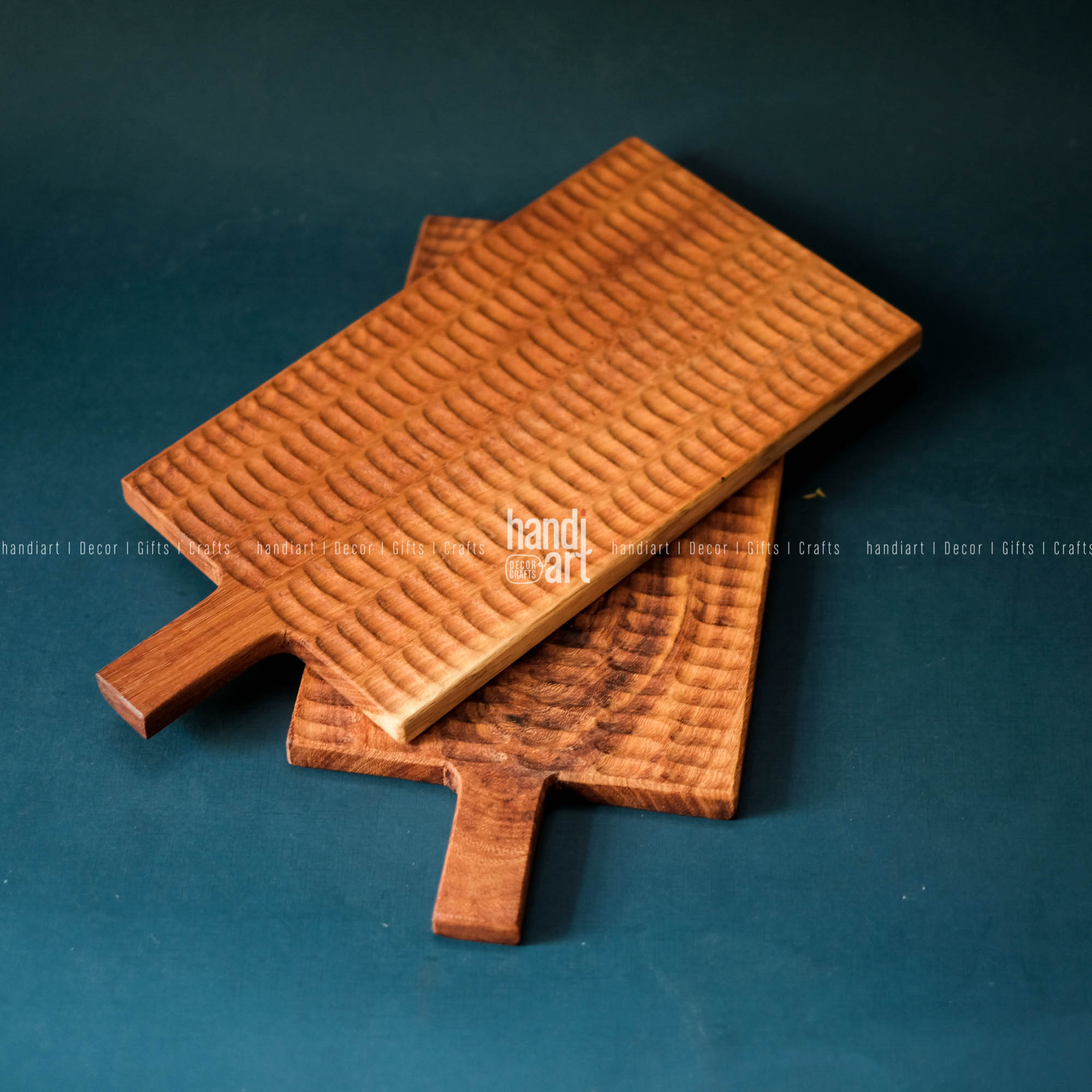 Thớt gỗ trang trí đồ ăn