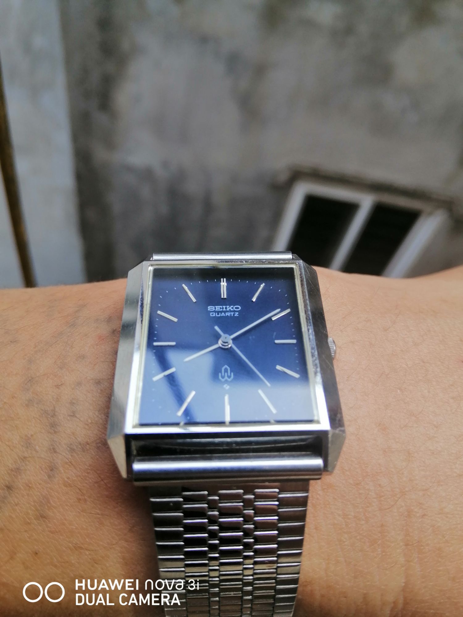 Đồng hồ nam hiệu SEIKO của Nhật