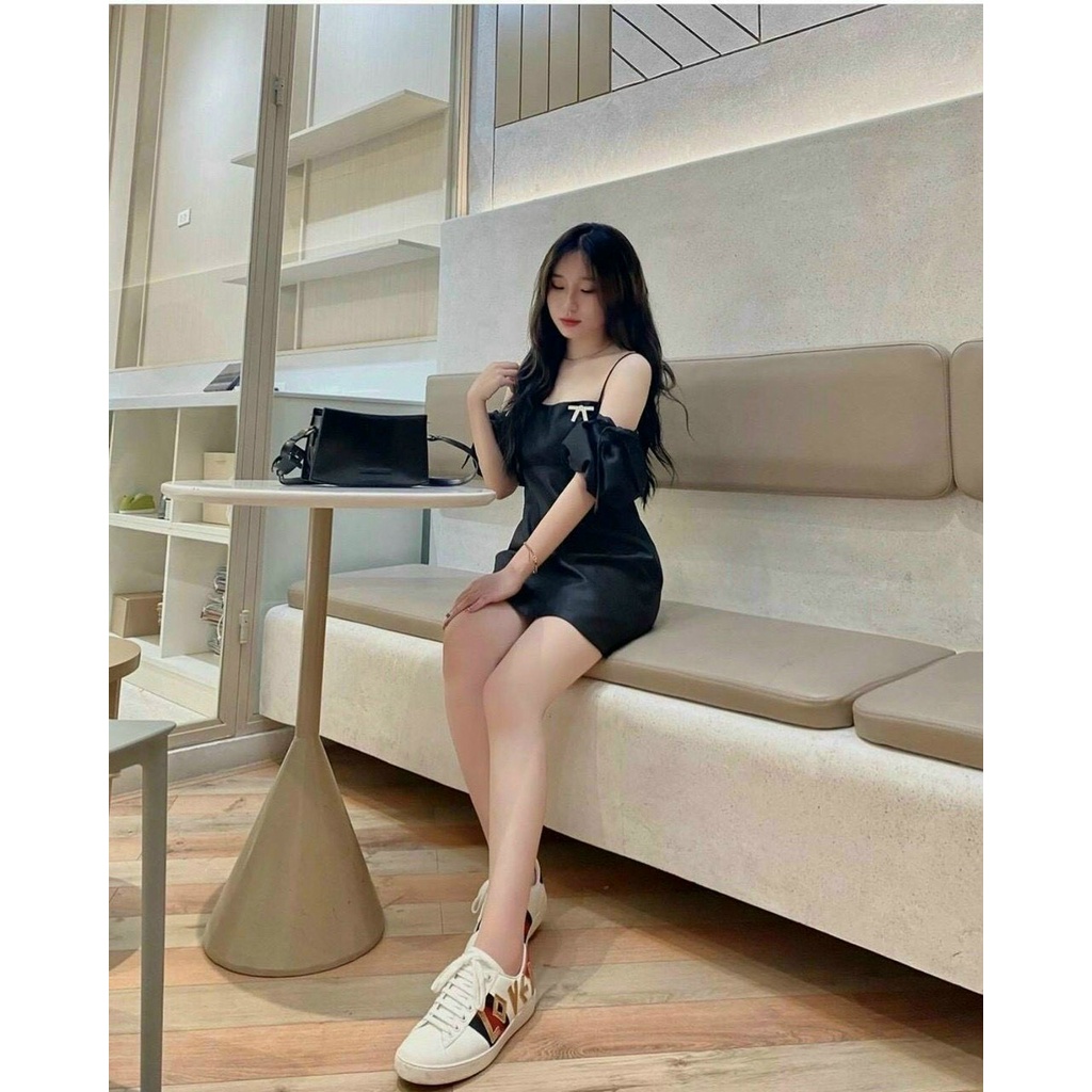 ( Hàng có sẵn) ĐẦM ĐEN 2S RỚT TAY PHỒNG ĐÍNH NƠ JL7