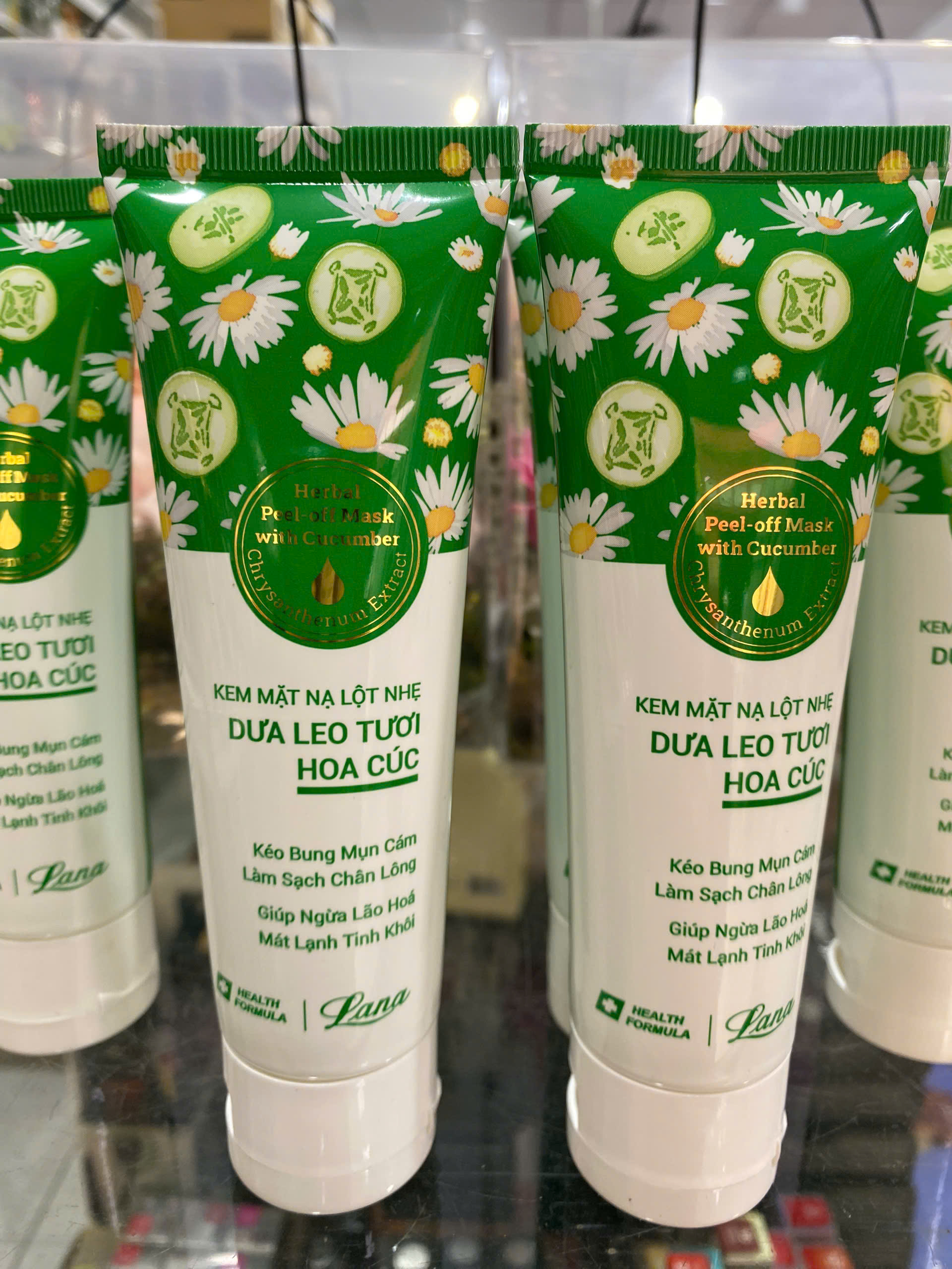 Tuýp kem mặt nạ lột nhẹ dưa leo LANA XANH LÁ