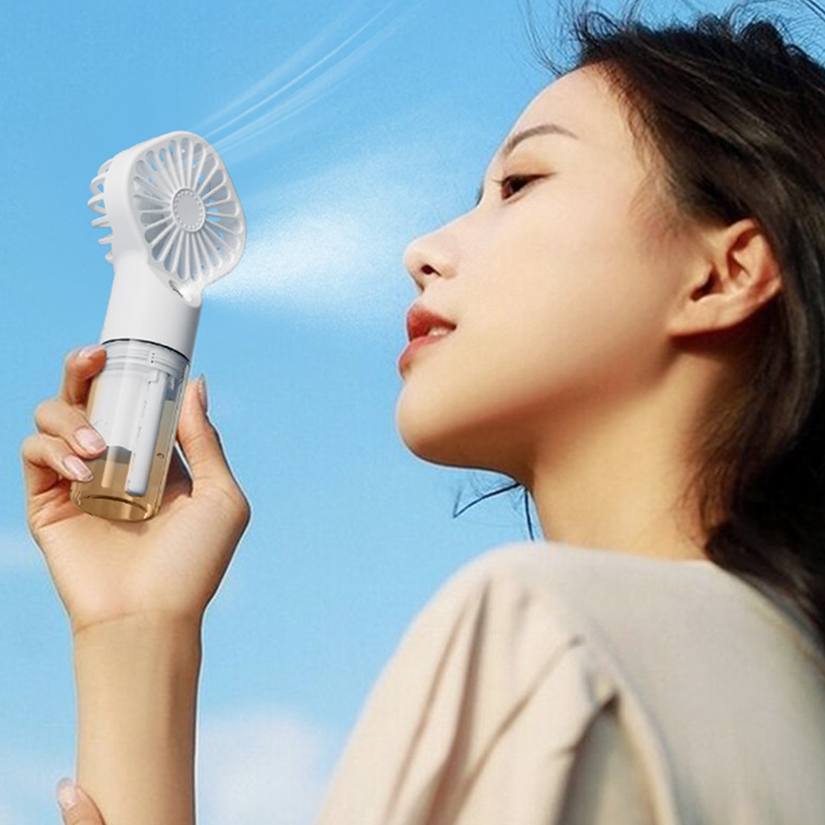 Quạt phun sương cầm tay siêu mát
