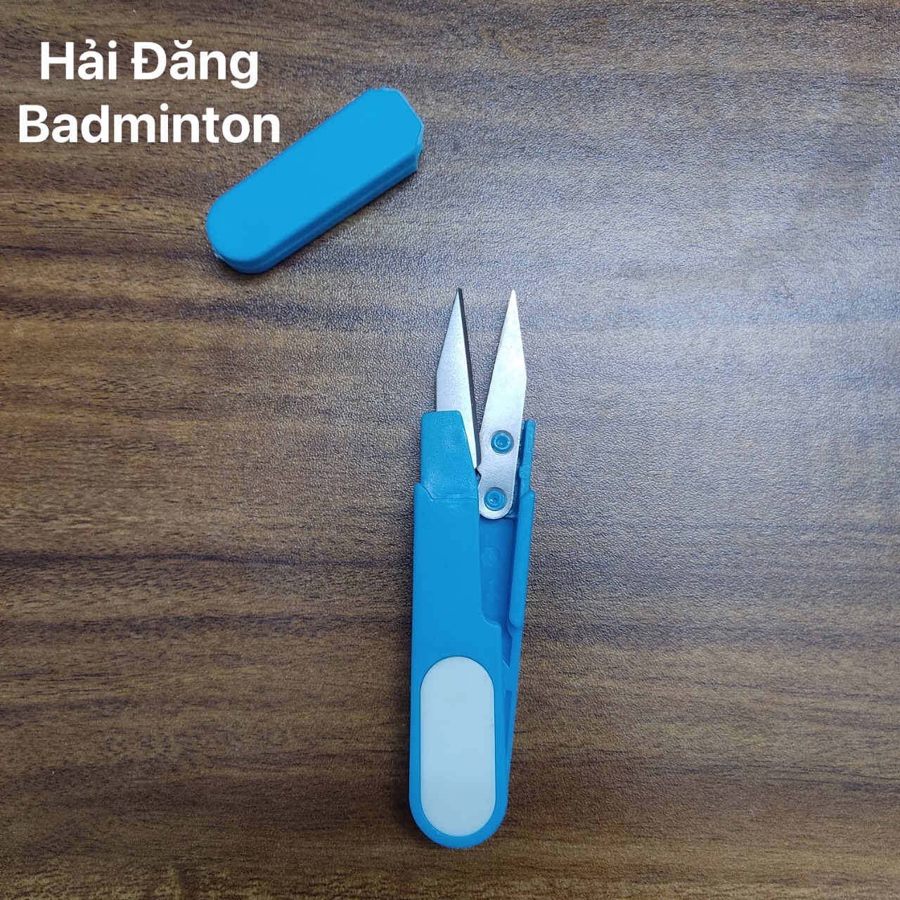 Kéo Cắt Lưới Vợt Cầu Lông Khi Đứt