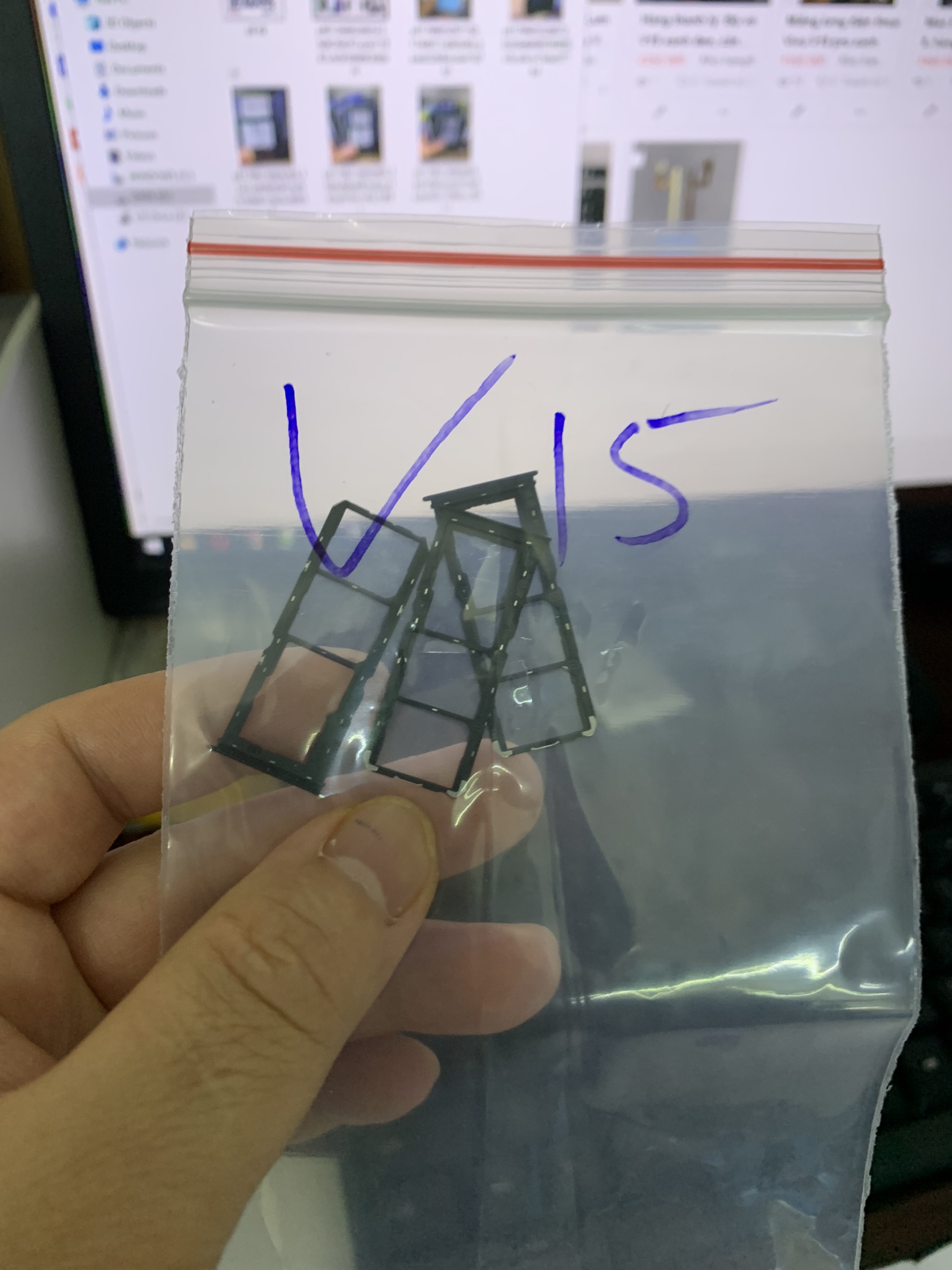 Khay sim vivo V15