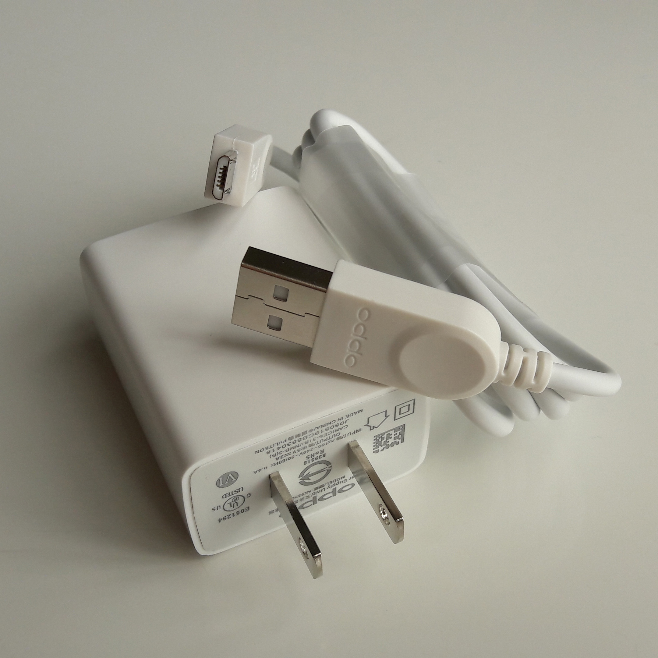 Sạc 2A dùng cho OPPO (Adaptor Trắng nhám + Cable chuẩn micro USB)