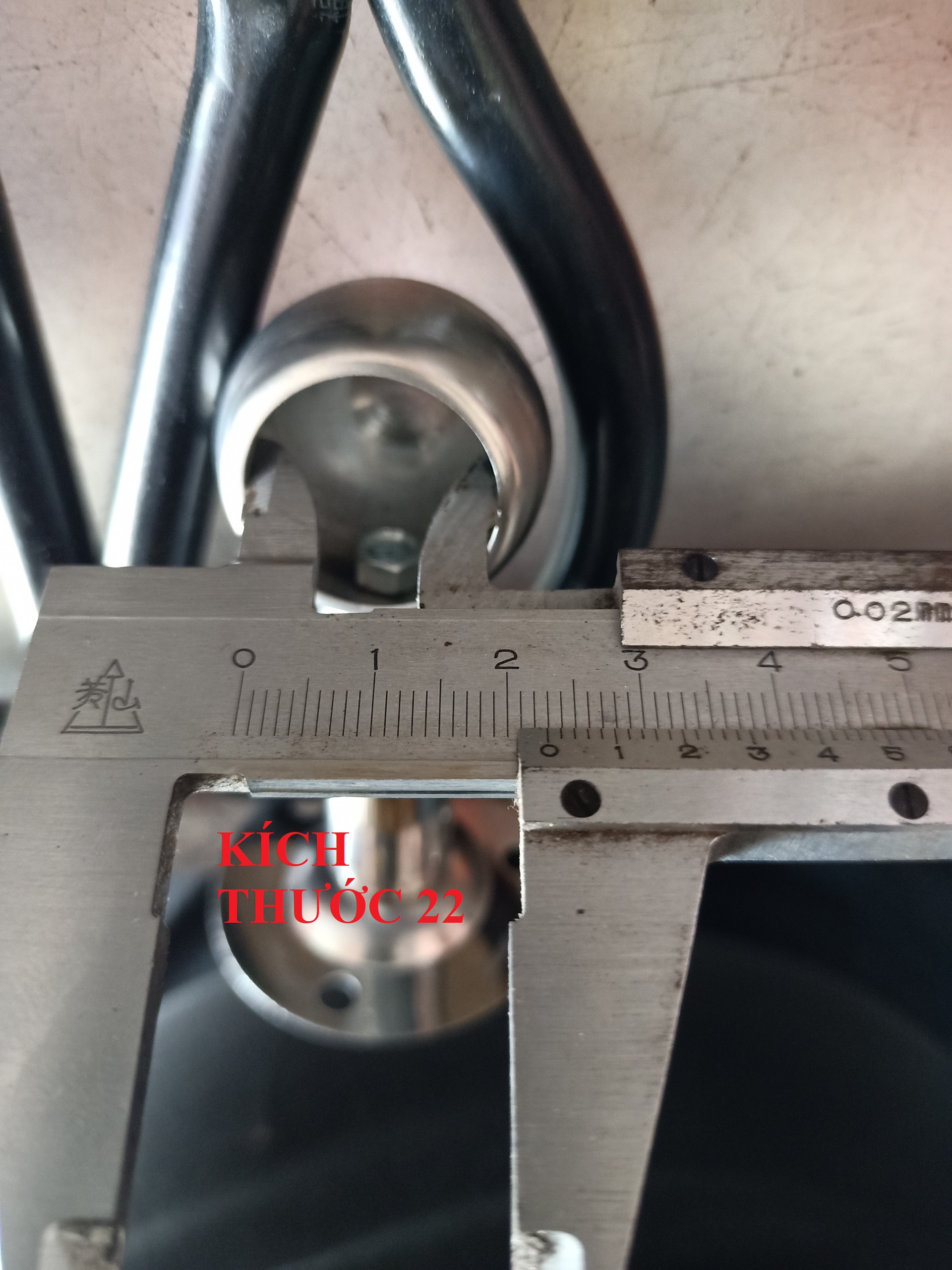 BÁT CỐC BẮT TƯỜNG TREO RÈM CỬA PHI 22 - PHI 25