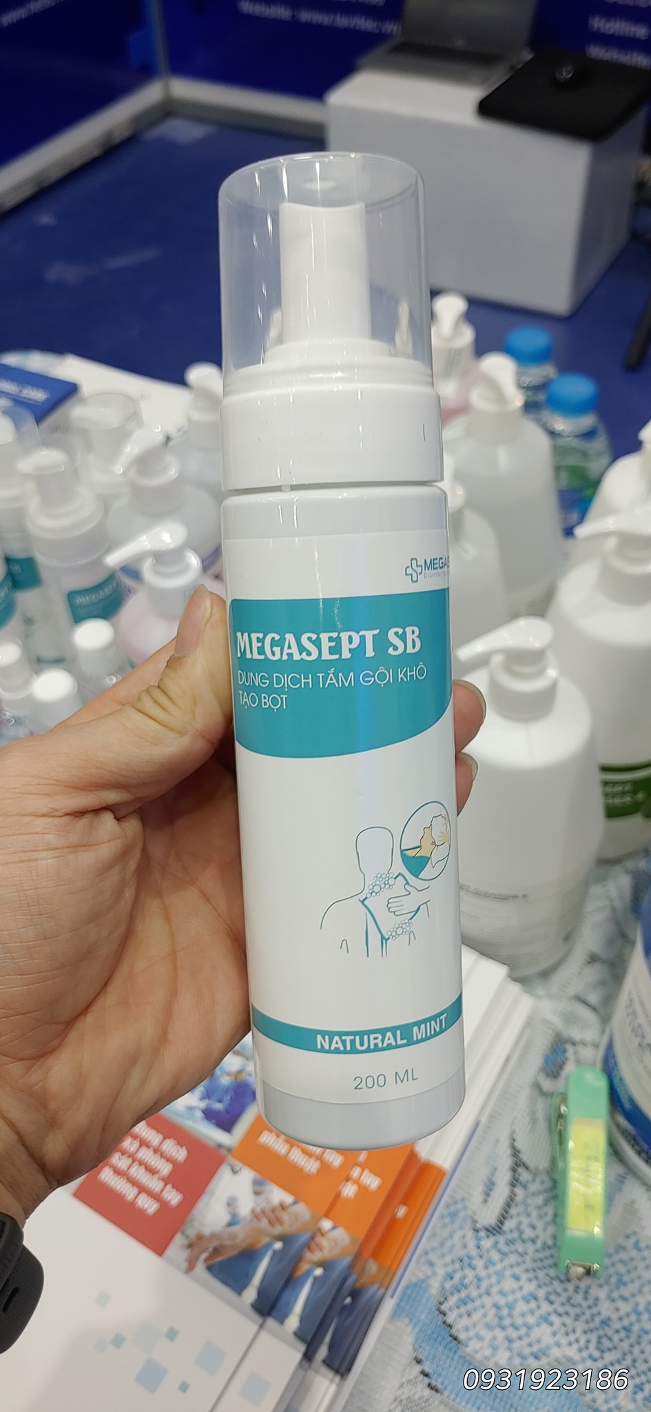 Drying foaming bath liquid