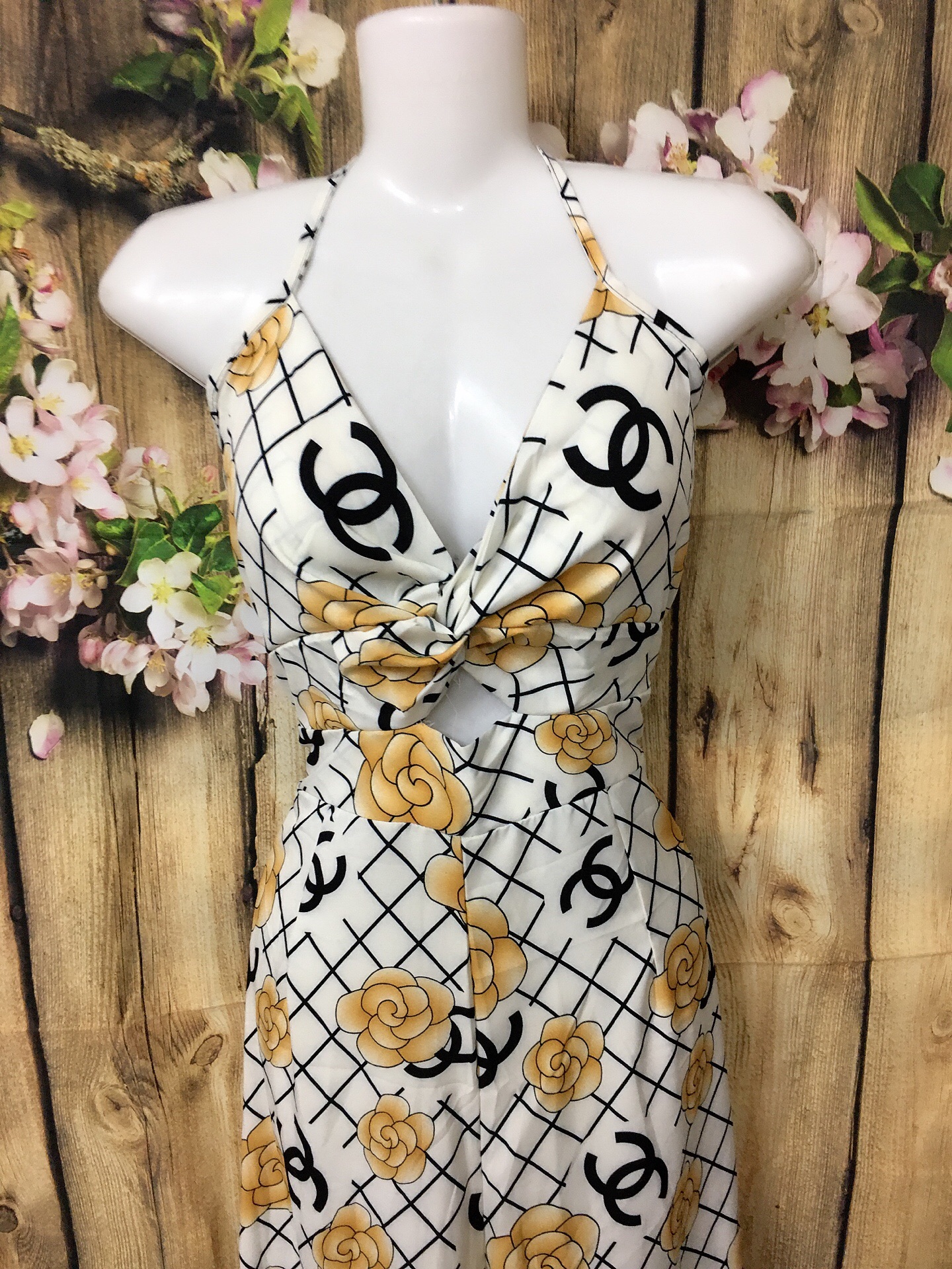 Jumpsuit size 40-50 kí ( eo 68 cm trở xuống )