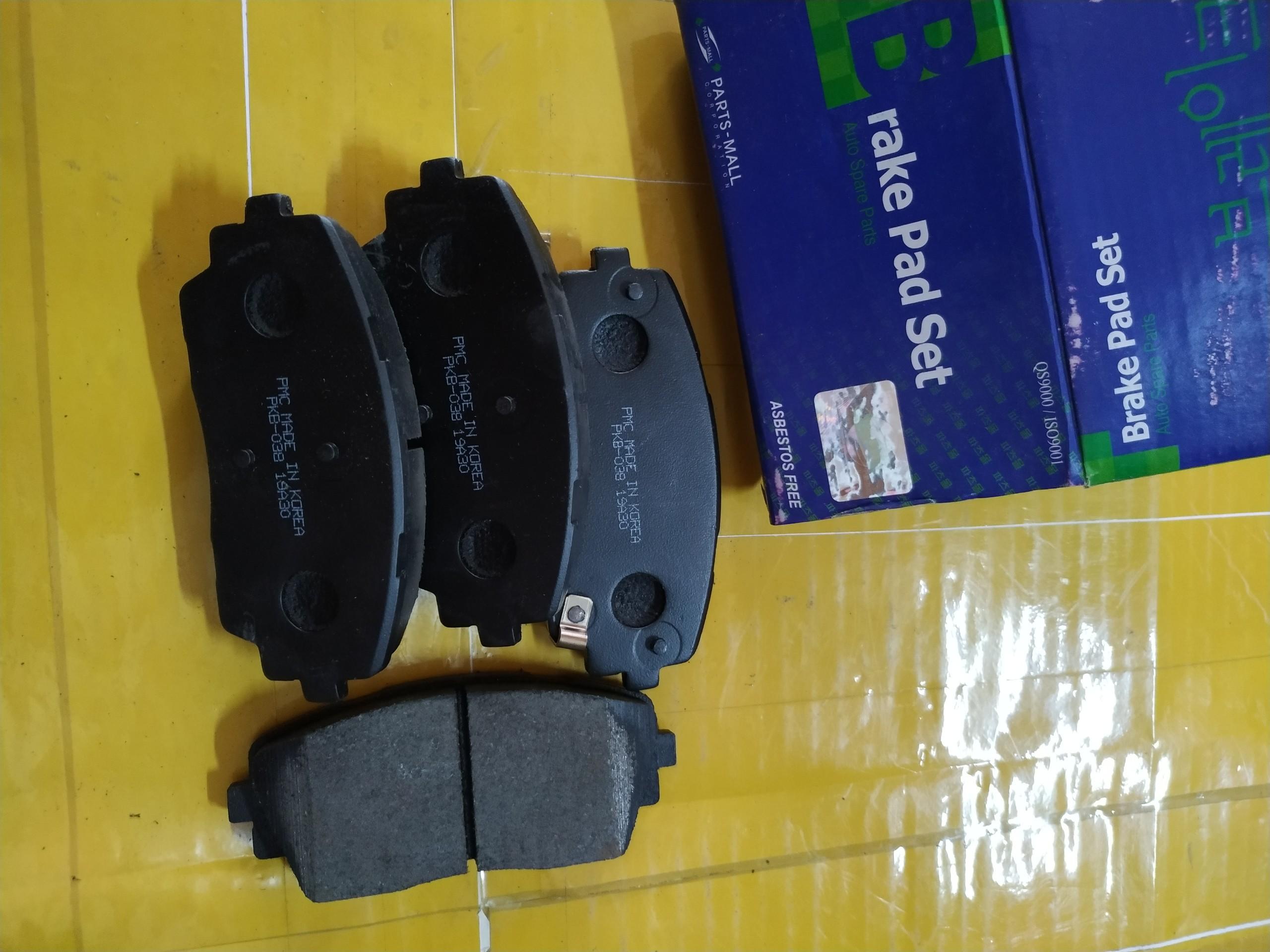 Má phanh trước Morning 12-18 / giá 1 bộ