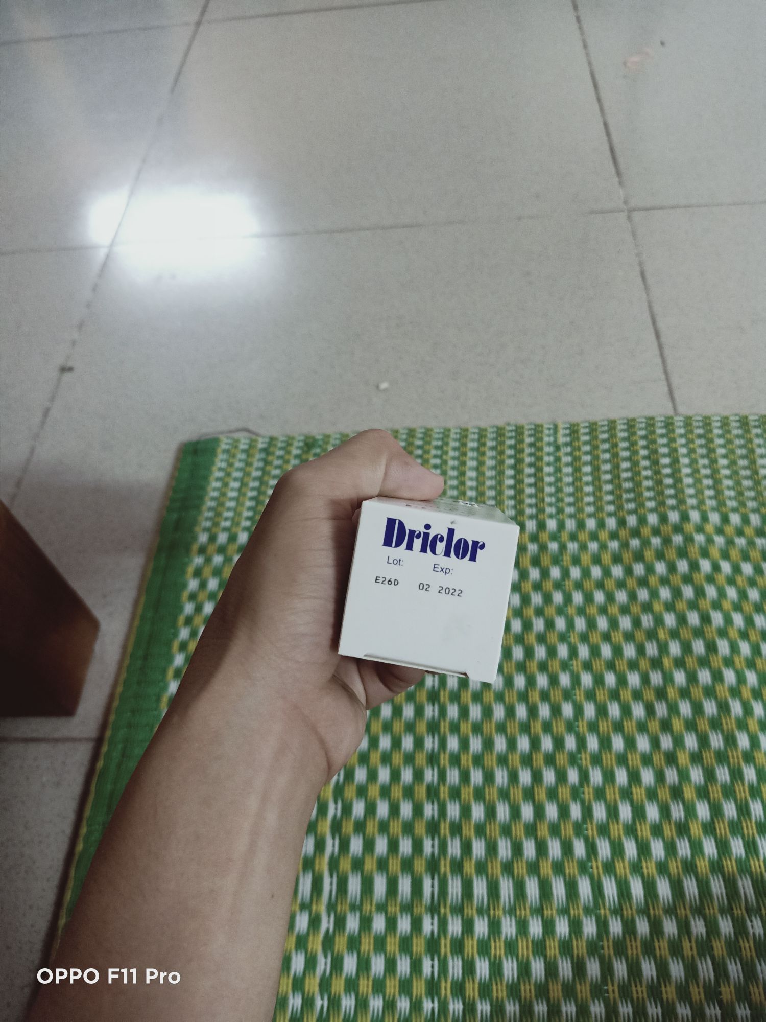 Driclor hết mồ hôi tay chân nách