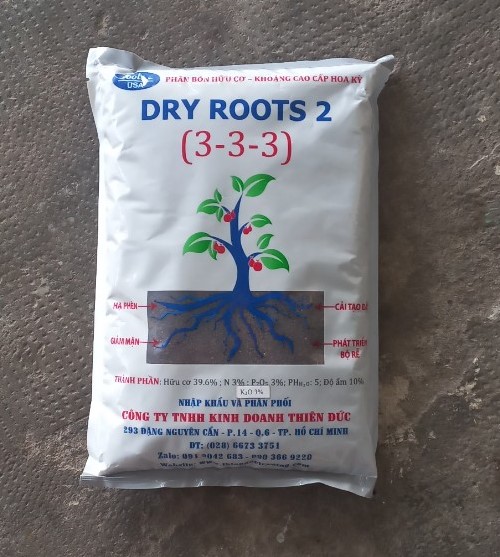 Phân bón hữu cơ  DRY ROOTS 2 (3-3-3) 1 kg