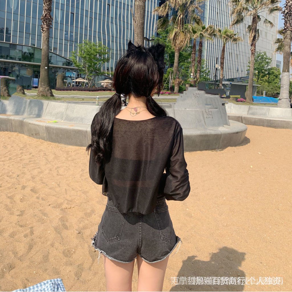 Áo tay dài croptop cổ thuyền