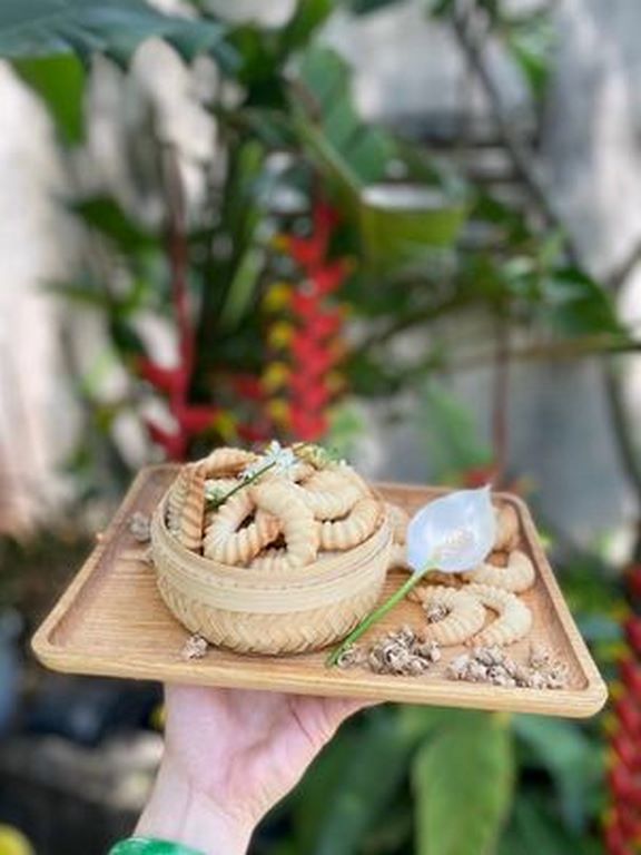Bánh Sùng Cong Sữa Dừa Đặc Biệt - 100G
