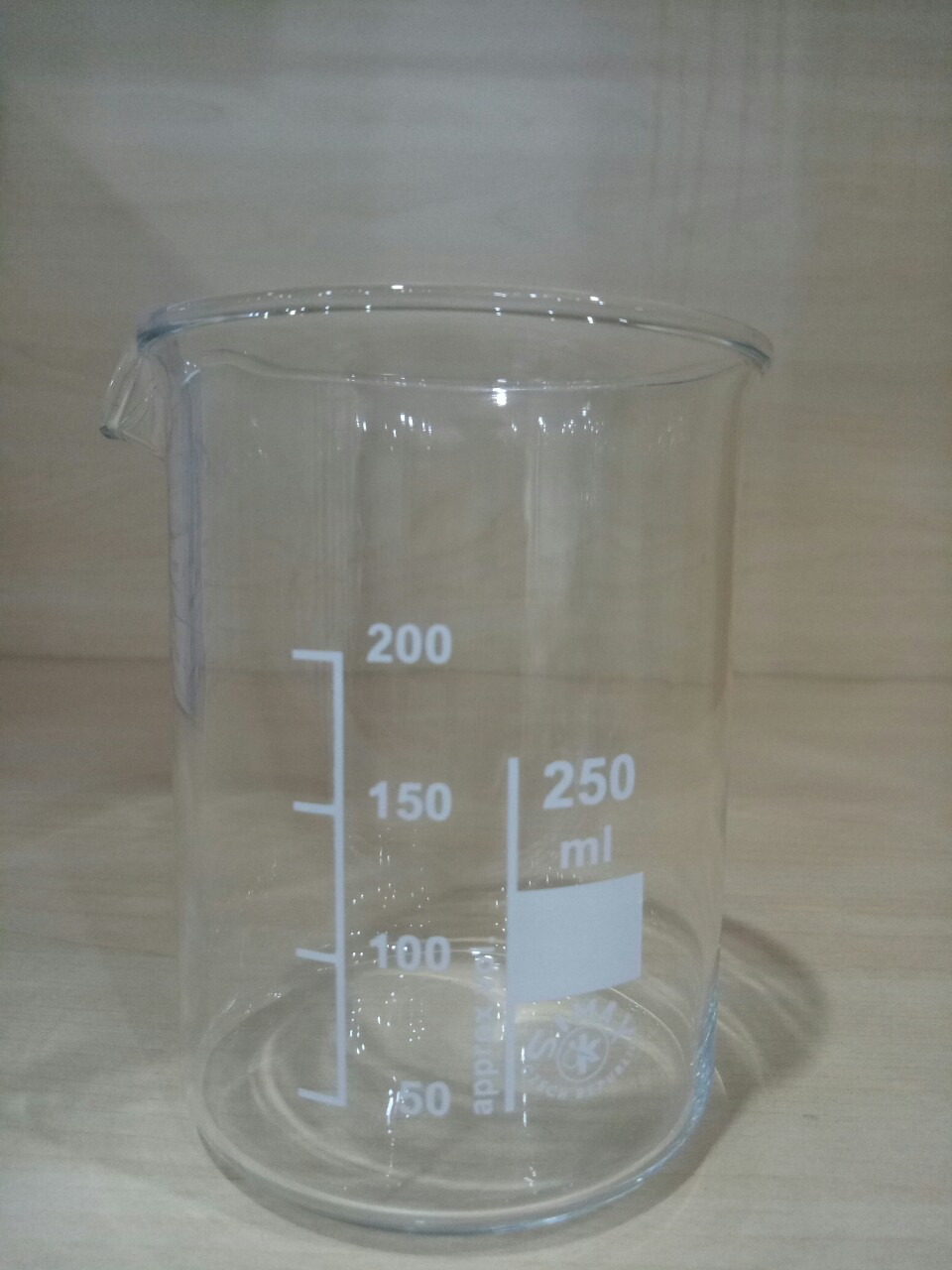 Cốc thủy tinh thấp thành có mỏ 250ml SIMAX