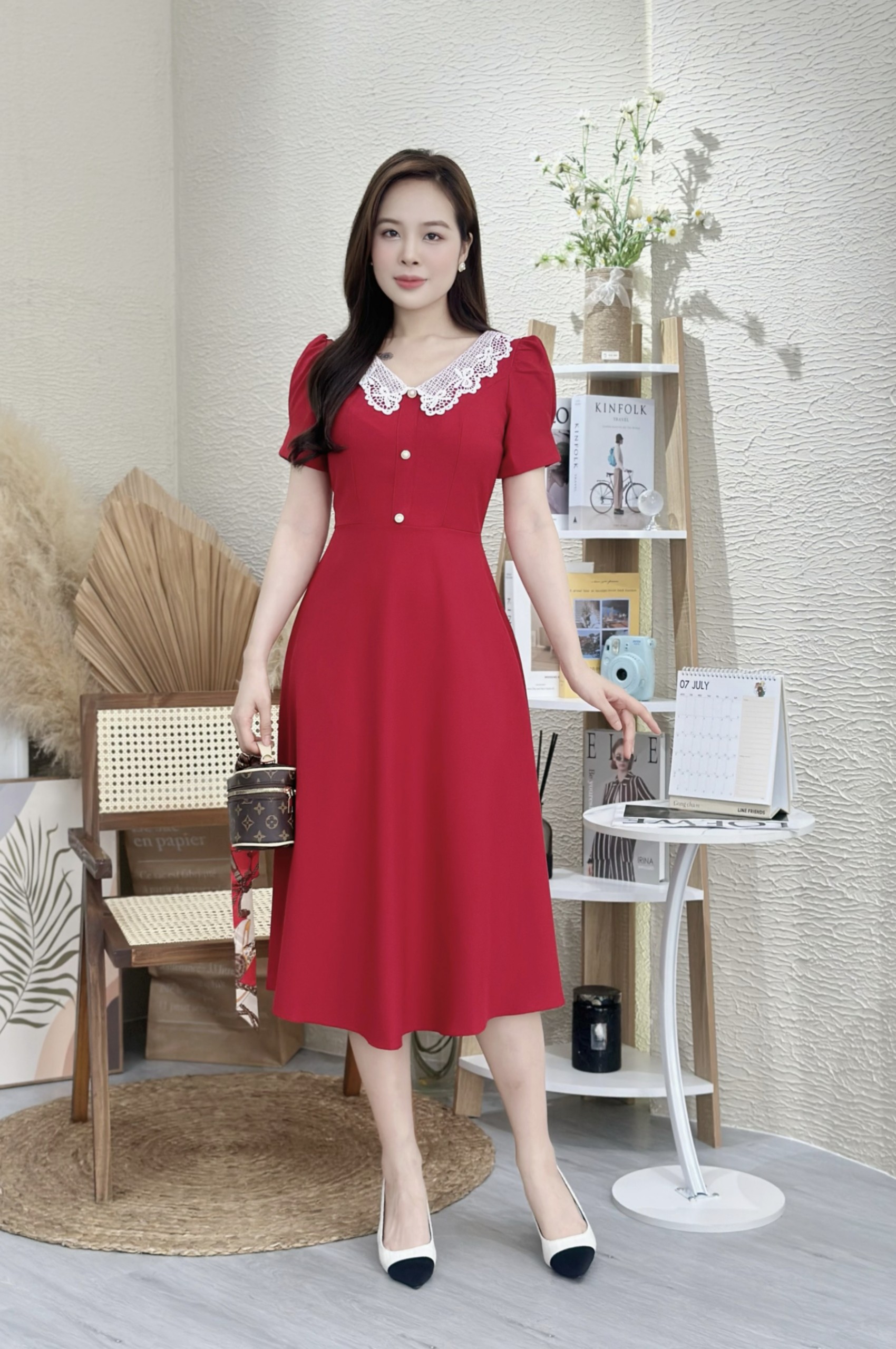 Đầm xòe cổ phối ren, đính nút, tay phồng Misa - MS0284 (Hình thật shop chụp)