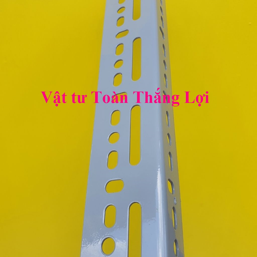 ( Dài từ 30cm đến 60cm ) Sắt V lỗ đa năng V4x4cm hoặc V3x5cm