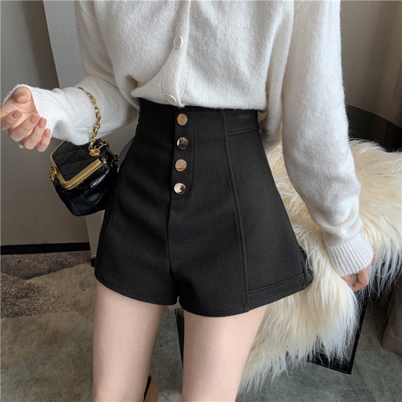 Quần Short Cạp Cao 4 Cúc Siêu Xinh