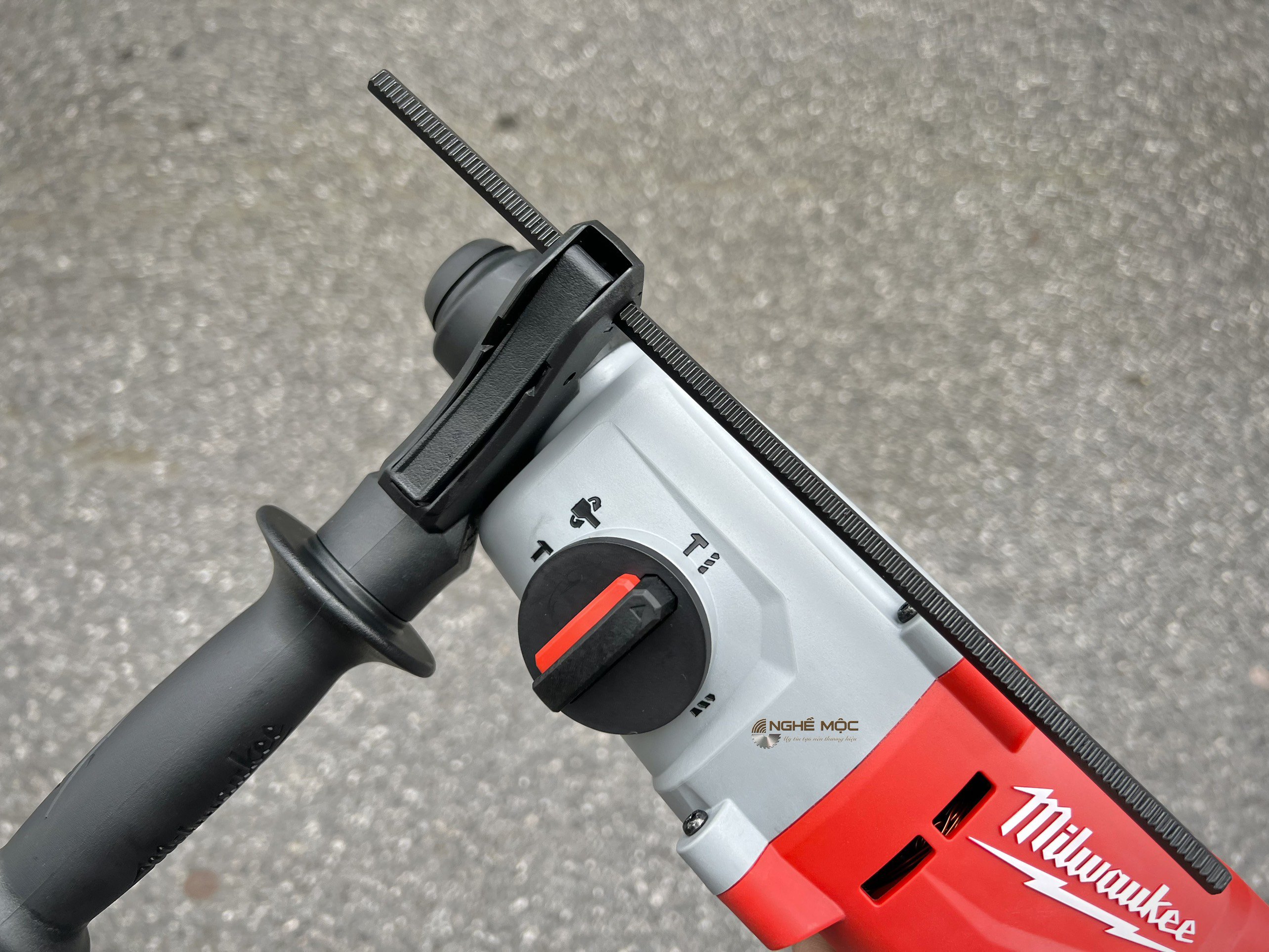 Máy khoan betong Milwaukee M18 BLHACD26