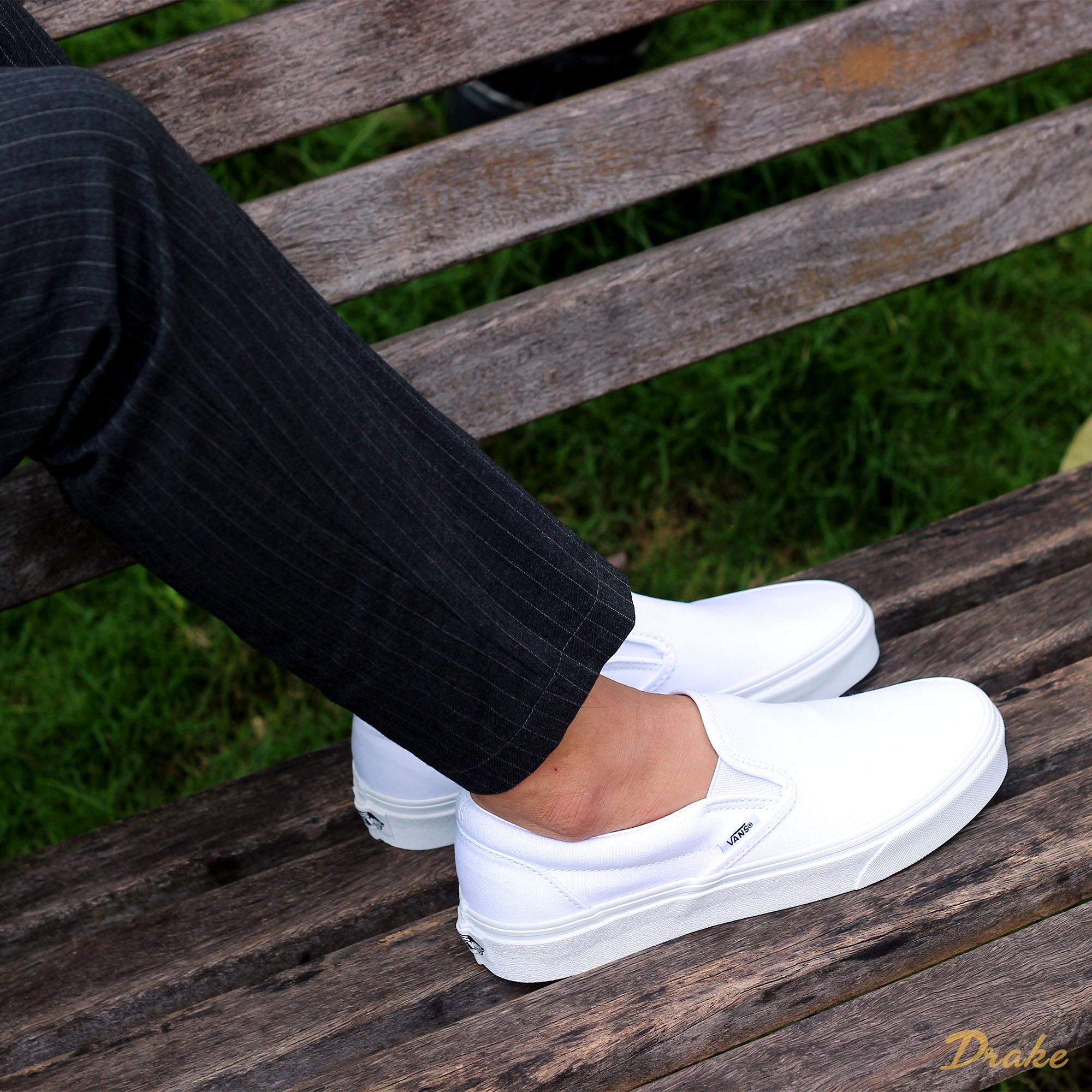 Giày Vans Classic Slip On VN000EYEW00