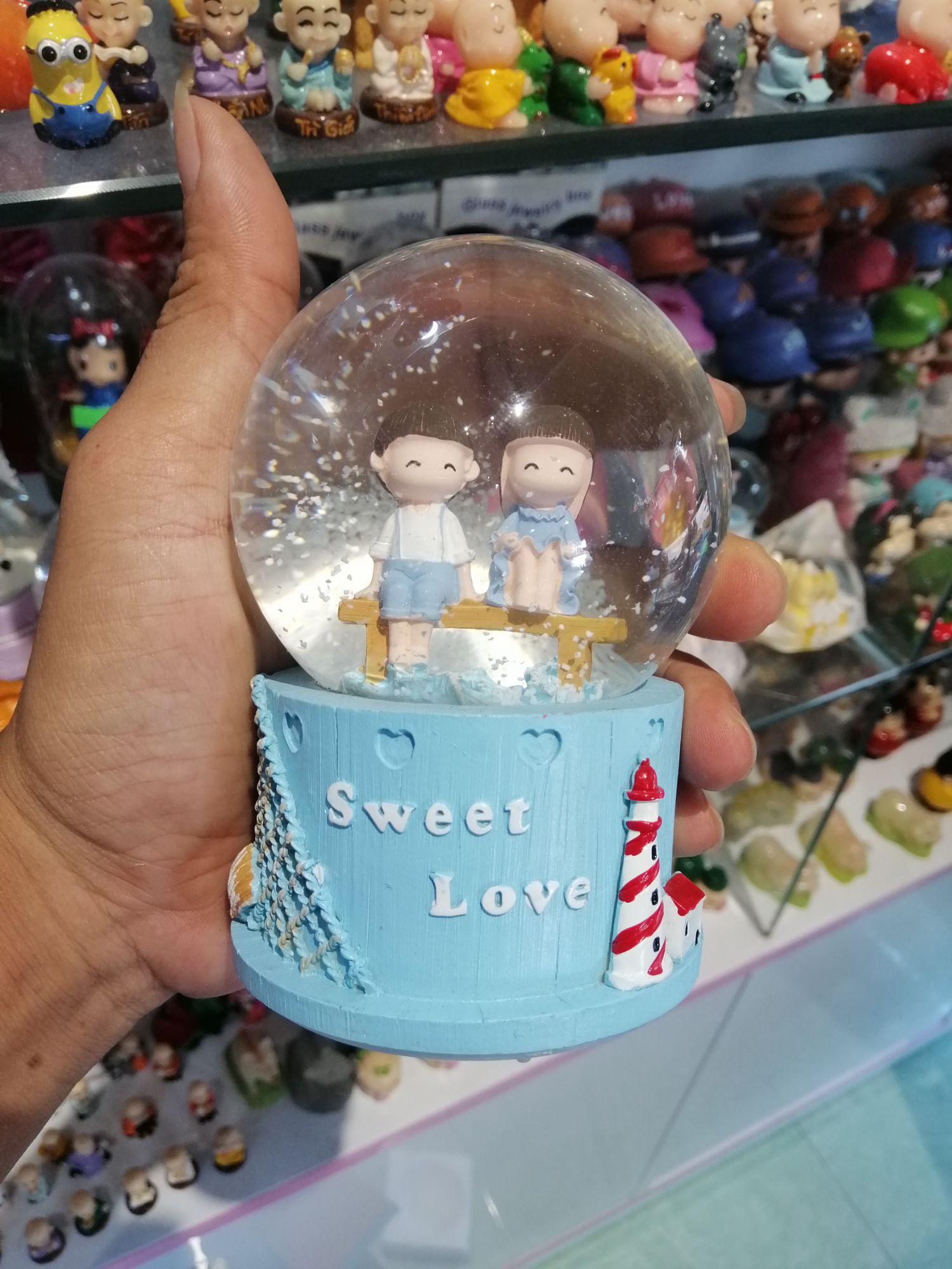 QUẢ CẦU TUYẾT SIZE TRUNG